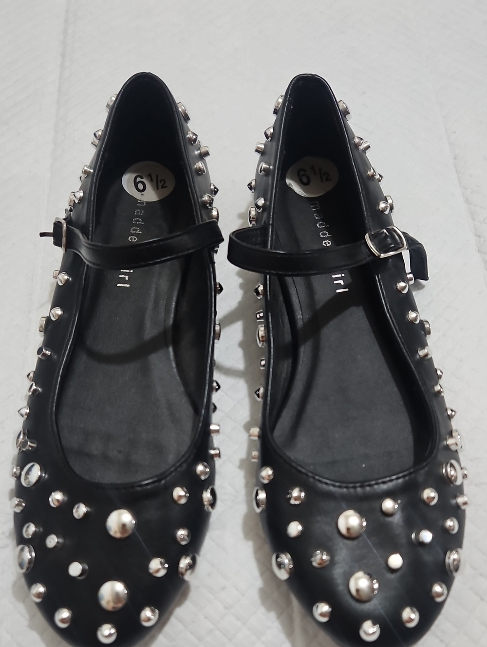 Madden girl black studded flats Sz 6.5